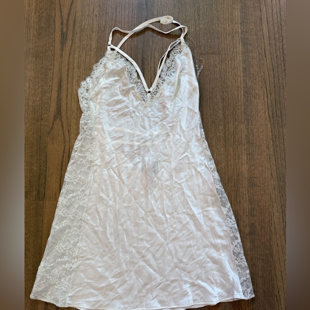 New Victoria Secret White Lace Slip Dress-Size Small